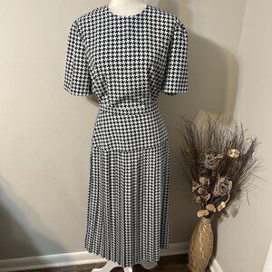 Kasper For ASL 2pc Skirt Blouse Set Houndstooth Blue White Pleated Skirt Sz 14